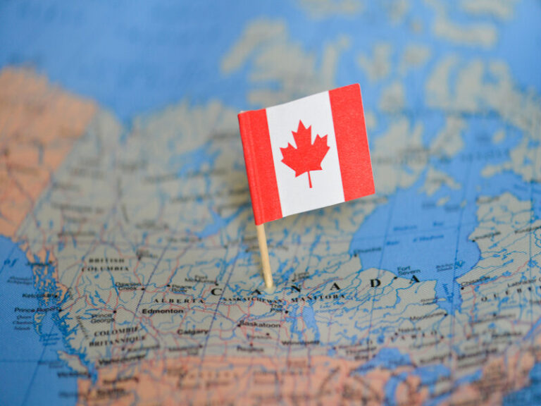Kinh nghiệm săn học bổng du học Canada tỷ lệ đậu cao