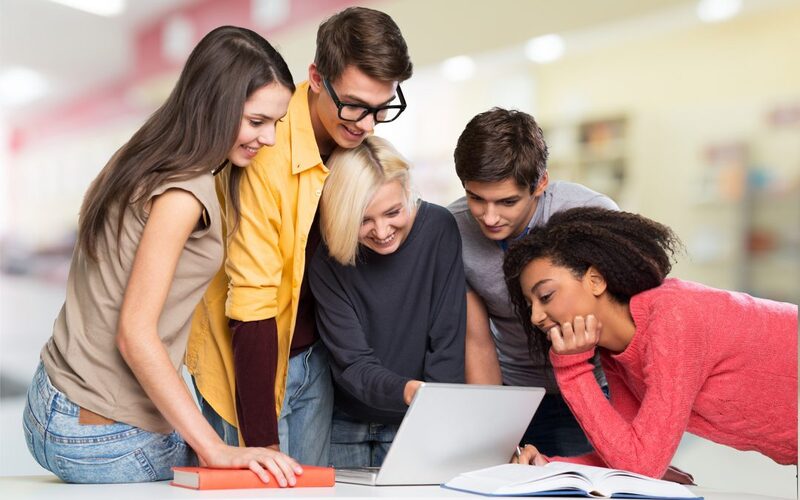 Khong can ielts van du hoc duoc Canada
