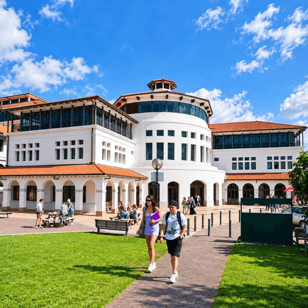 Massey University – Học Bổng Quốc Tế 2027 Lên Đến NZD 15.000